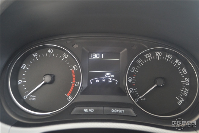 2015款 1.4L 手動創行版