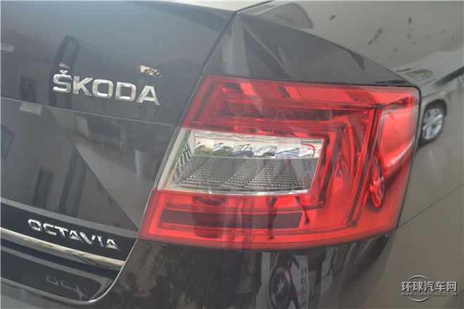 2016款 1.6L 自動創行版