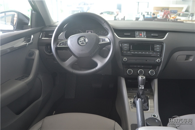 2016款 1.6L 自動創行版