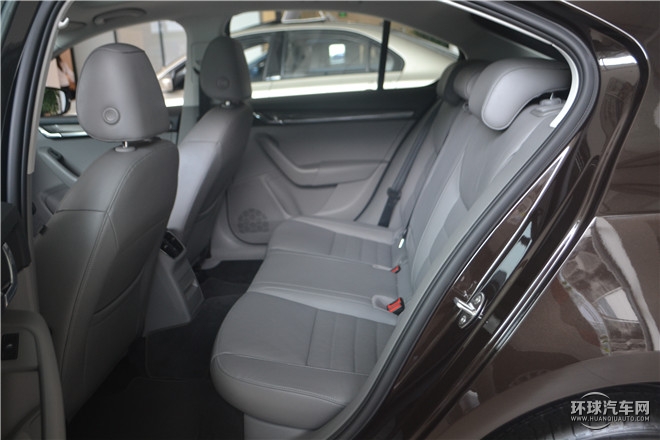 2016款 1.6L 自動創行版