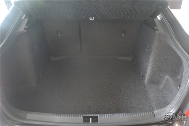 2016款 1.6L 自動智行版