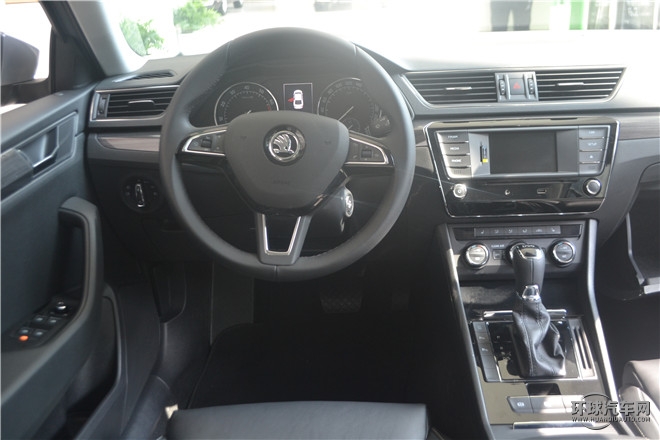 2016款 330TSI DSG創(chuàng)行版