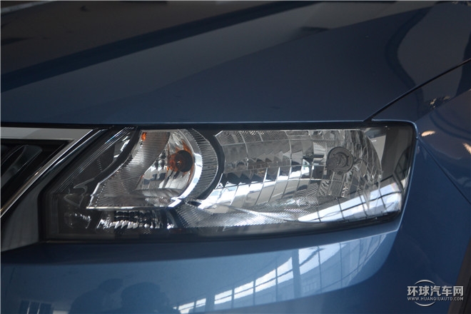 2016款 1.6L 自動創(chuàng)行版