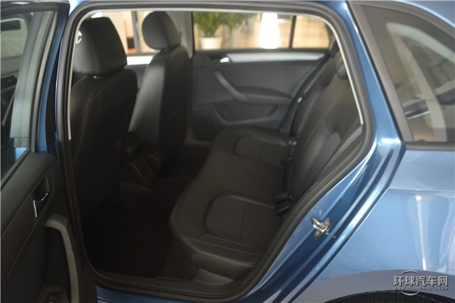 2016款 1.6L 自動創行版