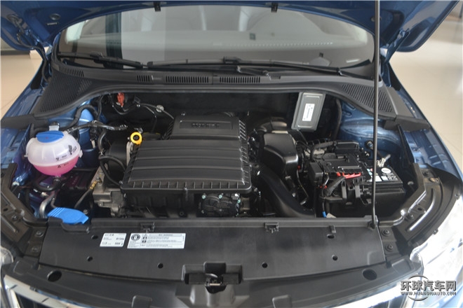 2016款 1.6L 自動創行版