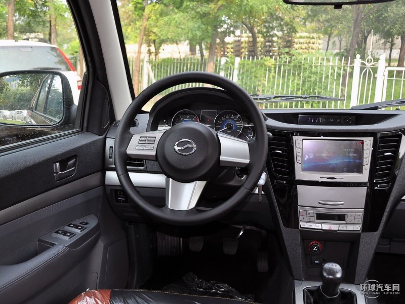 威虎TUV 2015款 2.5T柴油四驅豪華型