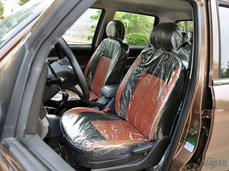 威虎TUV 2015款 2.5T柴油四驅豪華型