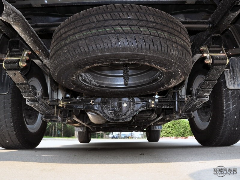 威虎TUV 2015款 2.5T柴油四驅豪華型