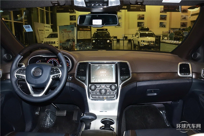 2015款 3.6L 精英導航版