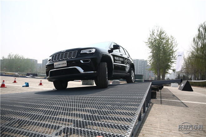 2015款 3.0L 旗艦尊悅版