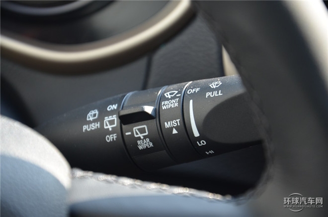 2016款 2.4L 專業版+智能包