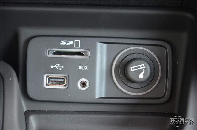 2016款 2.4L 專業版+智能包