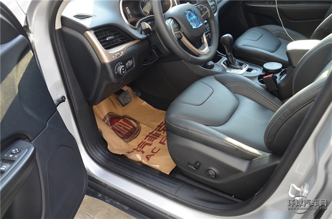 2016款 2.4L 專業版+智能包