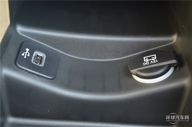 2016款 2.4L 專業(yè)版+智能包