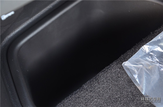 2016款 2.4L 專業版+智能包