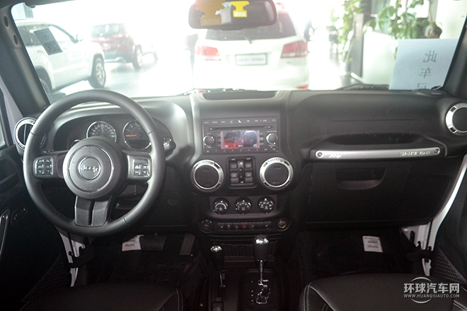 2015款 3.6L 四門舒享版 Rubicon