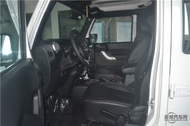 2015款 3.6L 四門舒享版 Rubicon