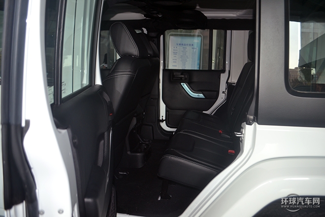 2015款 3.6L 四門舒享版 Rubicon