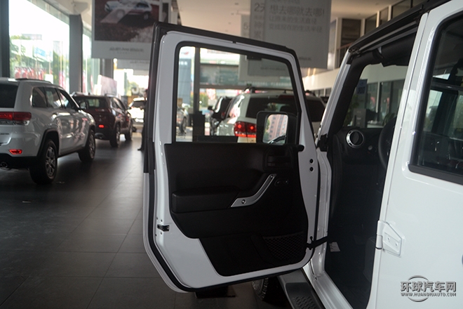 2015款 3.6L 四門舒享版 Rubicon