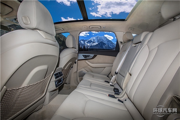 全新奧迪Q7“偉大，不止”丹巴至康定試駕