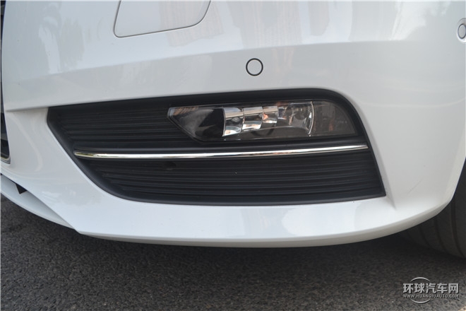 2015款 Limousine 40 TFSI 自動舒適型