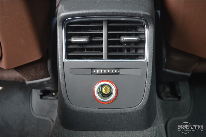 2015款 Limousine 40 TFSI 自動舒適型