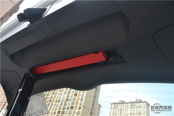 2015款 Limousine 40 TFSI 自動舒適型