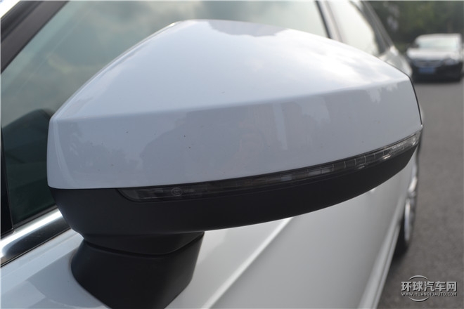 2015款 Sportback 40 TFSI 自動豪華型