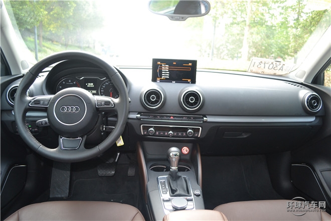 2015款 Sportback 40 TFSI 自動豪華型