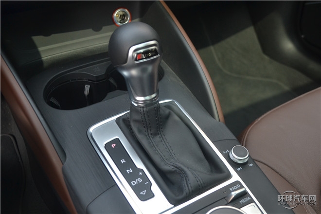 2015款 Sportback 40 TFSI 自動(dòng)豪華型