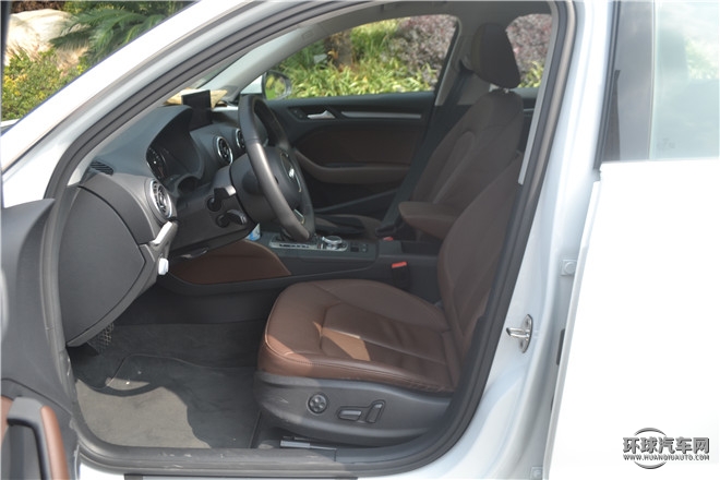 2015款 Limousine 40 TFSI 自動(dòng)舒適型