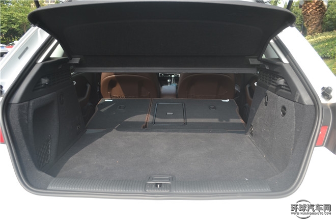 2015款 Limousine 40 TFSI 自動舒適型