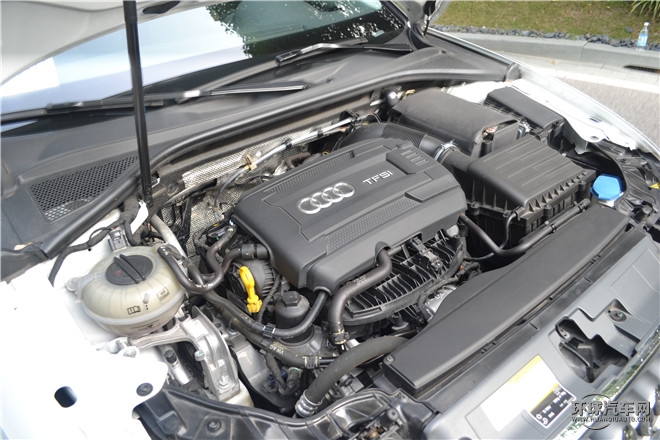 2015款 Limousine 40 TFSI 自動(dòng)舒適型