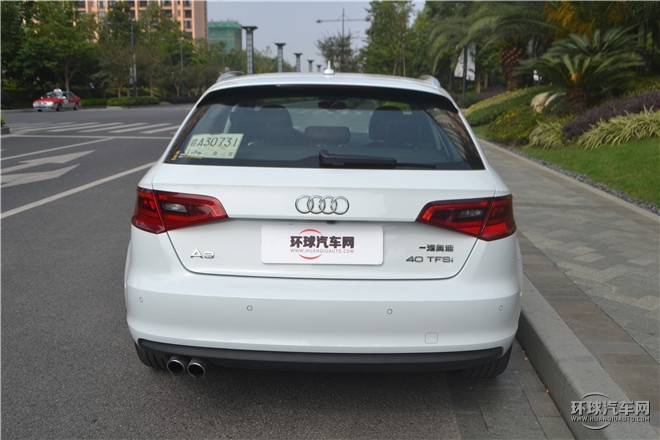 2015款 Limousine 40 TFSI 自動豪華型