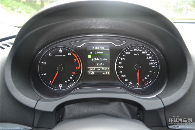 2015款 Limousine 40 TFSI 自動豪華型