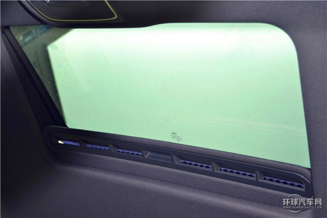 2016款 4.0 TFSI quattro