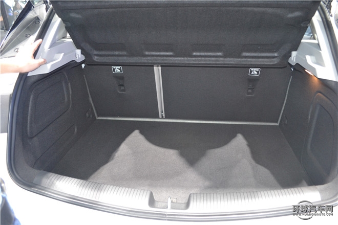 2016款 轎跑 15S 自動進取型