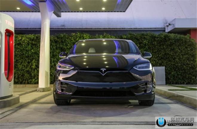 2015款 2.8T柴油 手動兩驅大雙領先版