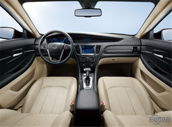 紳寶/北京汽車/D50/1.5L CVT標(biāo)準(zhǔn)超值導(dǎo)航版