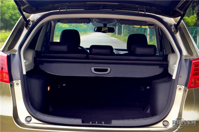 1.8T 自動兩驅超享版