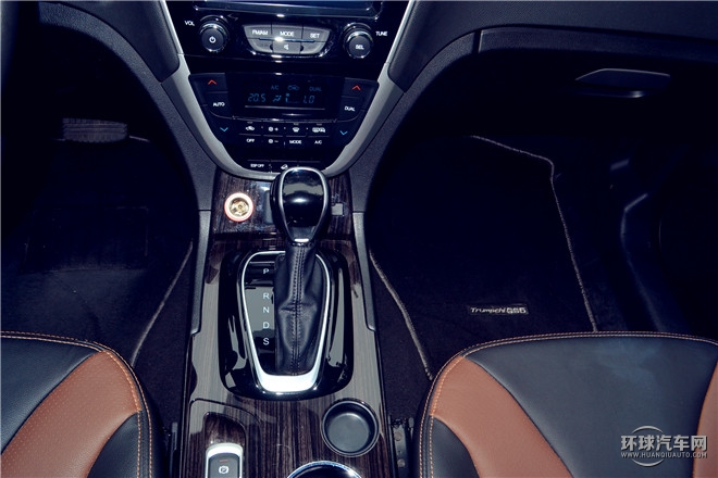 1.8T 自動(dòng)兩驅(qū)超享版