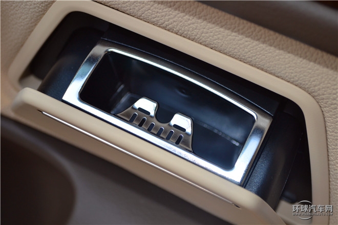 2016款 30 FSI 舒適型