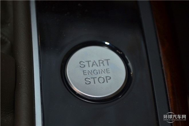 2016款 30 FSI 舒適型