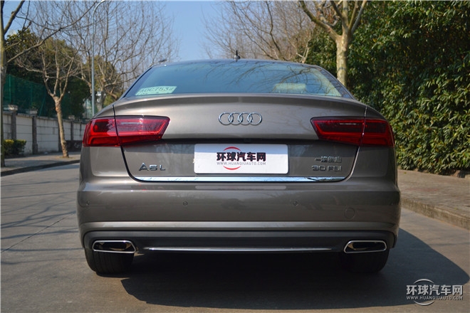 2016款 30 FSI 舒適型