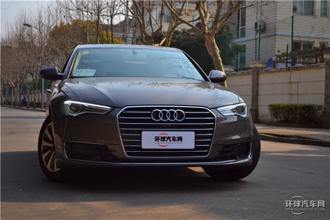 2016款 30 FSI 舒適型