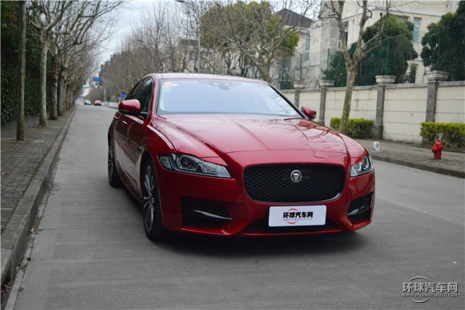 XF 3.0T 兩驅(qū)R-Sport運動版