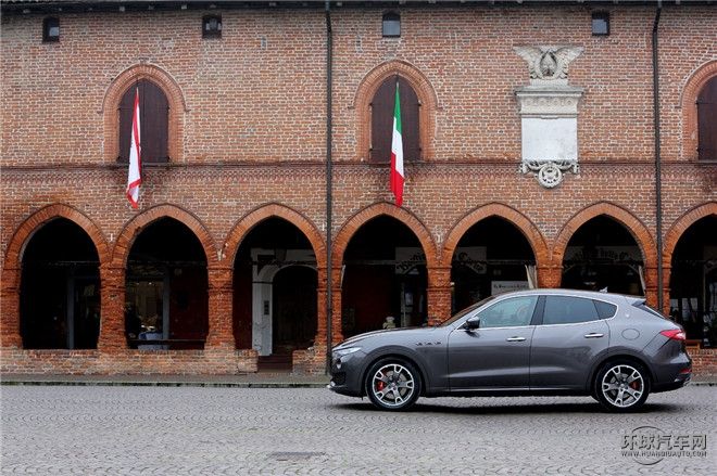 GranCabrio 2015款 4.7L 百年紀念版