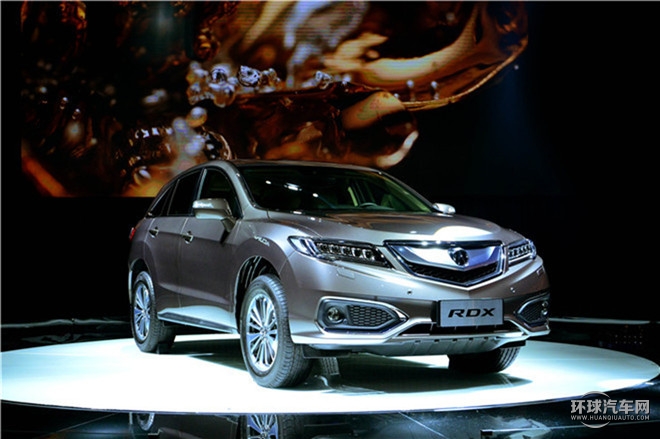 謳歌RDX 2016款 3.0L 四驅尊享版