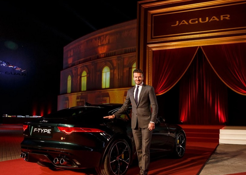 貝克漢姆現(xiàn)身捷豹發(fā)布會(huì) 引發(fā)現(xiàn)場(chǎng)尖叫