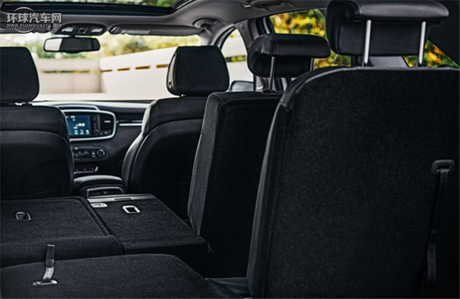 索蘭托 2016款 索蘭托L 2.4L 汽油4WD定制版 7座 國(guó)V